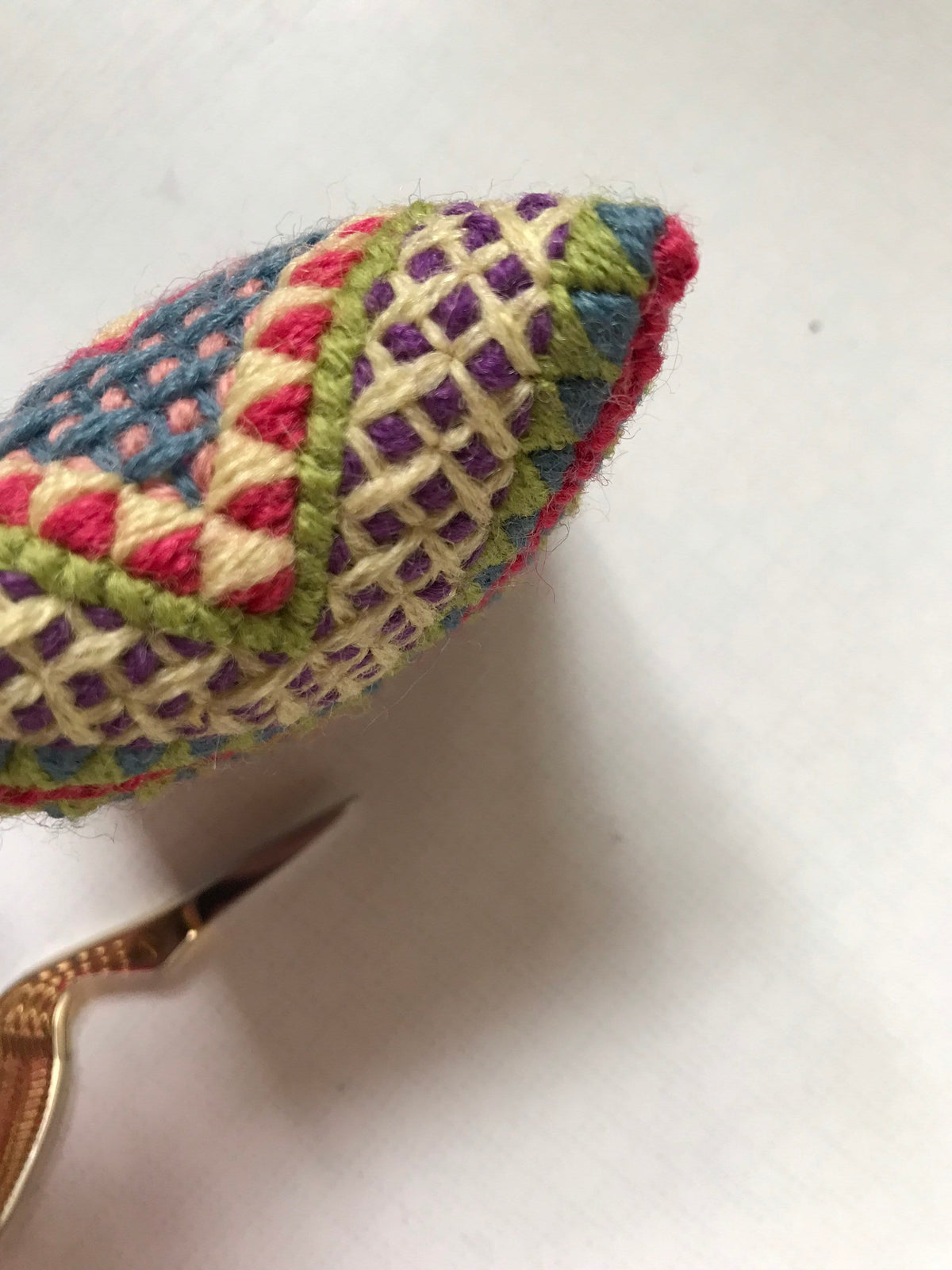 Tapestry Pincushion Kit: Appletons Wool Needlepoint Embroidery