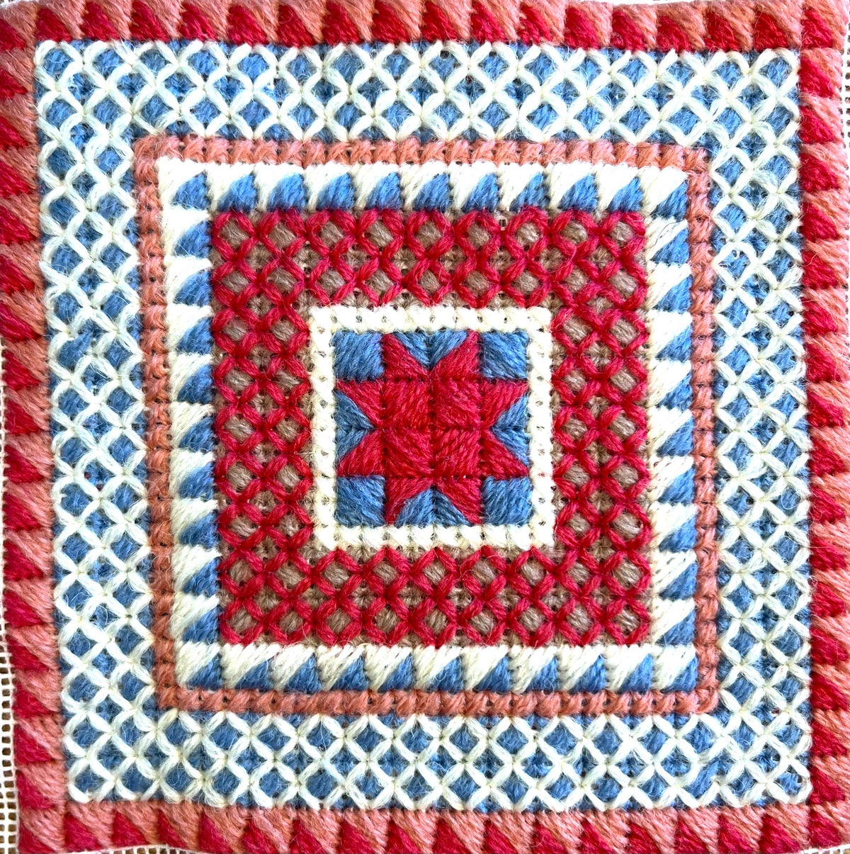 Tapestry Pincushion Kit: Appletons Wool Needlepoint (12cm)