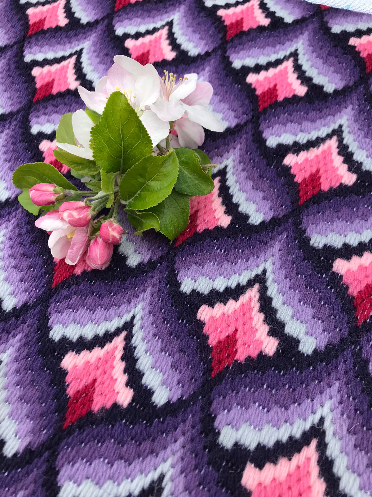 Bargello Needlepoint Cushion Kit: Appletons Wool, Velvet Backing (16")